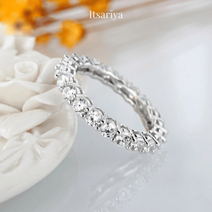 Itsariya Moissanite Row Ring